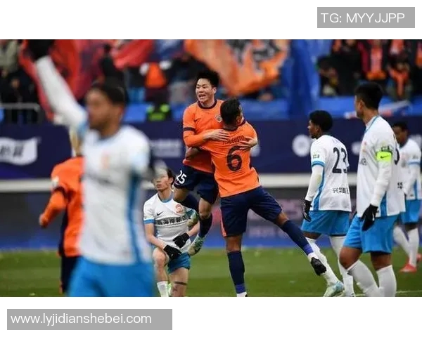 17赛季亚泰与申花激战回顾：精彩瞬间与战术分析全记录