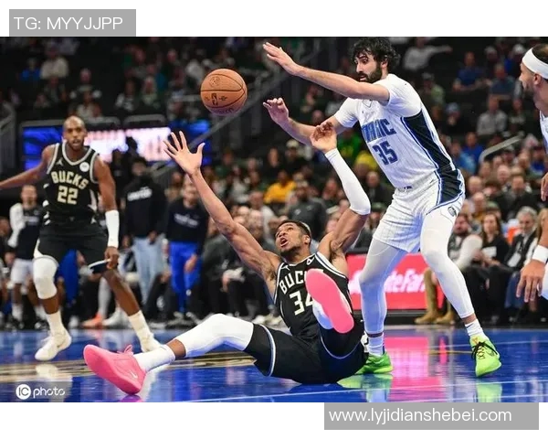 2001年NBA季后赛魔术对决雄鹿的精彩瞬间与历史回顾