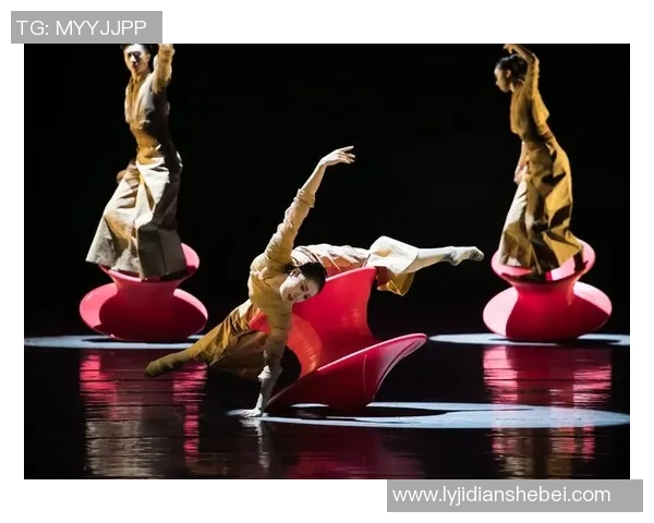 维多利亚对决：探索两种文化的碰撞与融合之旅