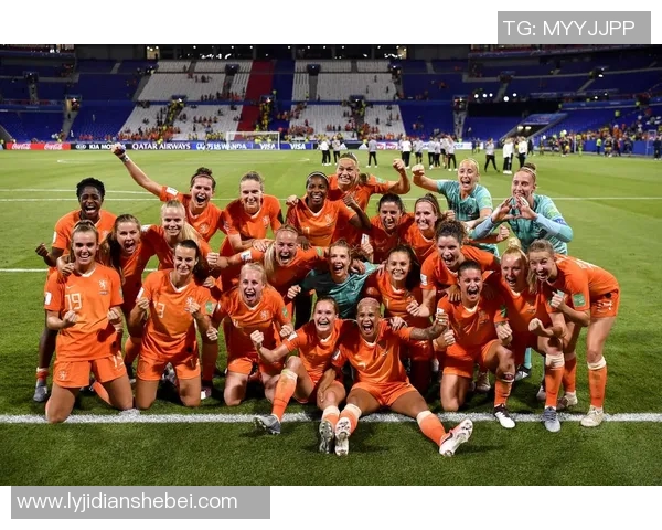 荷兰与瑞典足球直播精彩对决全程回顾与分析 荷兰与瑞典足球直播精彩对决全程回顾与分析