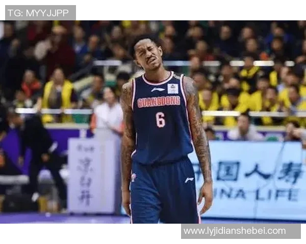 马尚布鲁克斯：从篮球新星到职业生涯的辉煌转折与成长之路