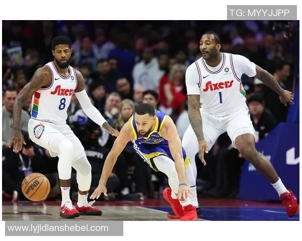 勇士与快船激战回顾2016年今日比赛精彩瞬间与关键时刻分析 勇士与快船激战回顾2016年今日比赛精彩瞬间与关键时刻分析