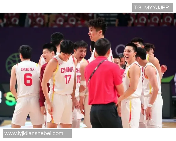 四川男篮对阵山西队CBA赛场精彩对决引发球迷热议